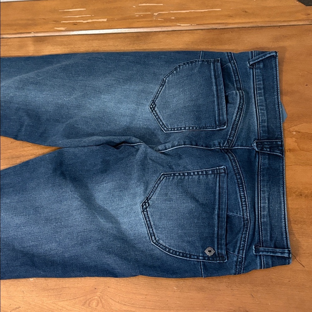 Democracy NWT Booty Lift Jeggings Size 8 - Picture 14 of 15